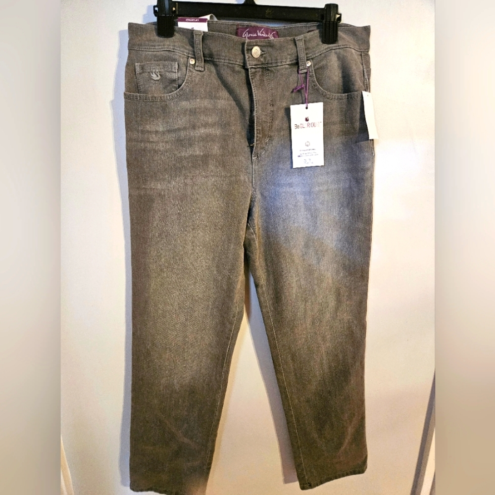 Gloria Vanderbilt NEW Grey Amanda Slimming Jean Size 14P Average